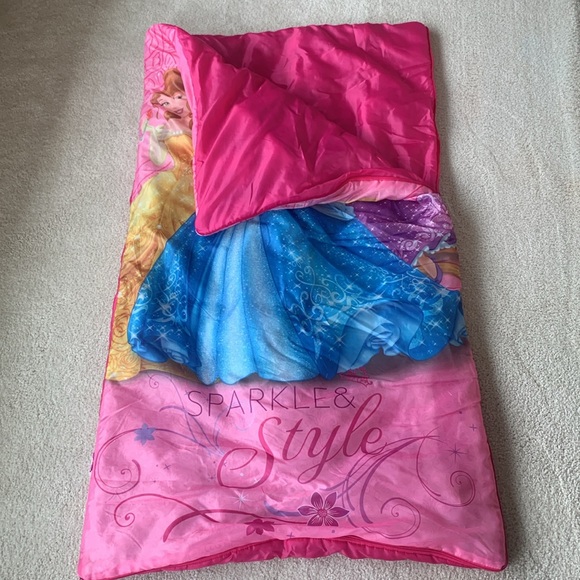 SOLD - Disney Princess Sleeping bag - Picture 2 of 4